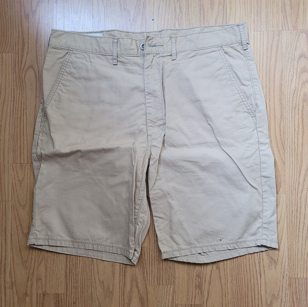 Khaki shorts